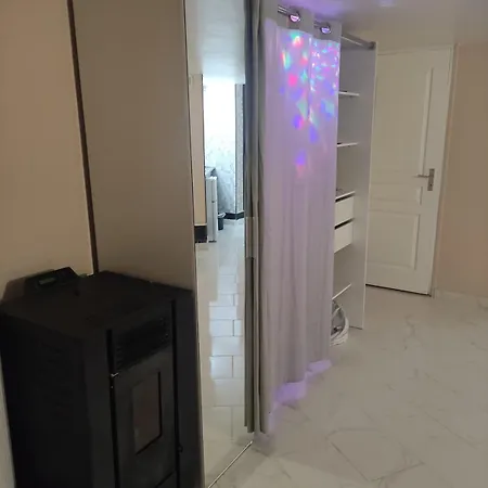 Spatiaux Au Calme Apartment Creil